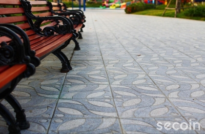 Artistic outdoor tile